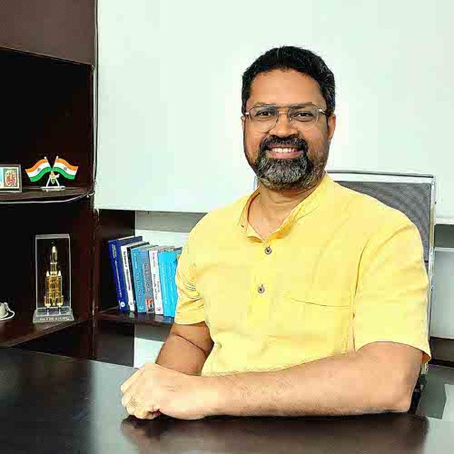 Dr. Nithin Viswanath (PT), Centre Head at VHG Thiruvananthapuram